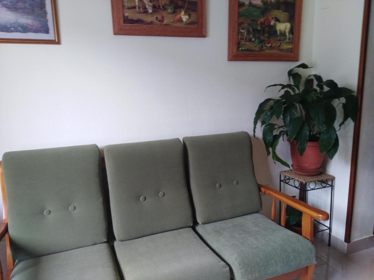 Jucar Carmen Apartment ซานติอาโก เด กอมโปสเตลา ภายนอก รูปภาพ
